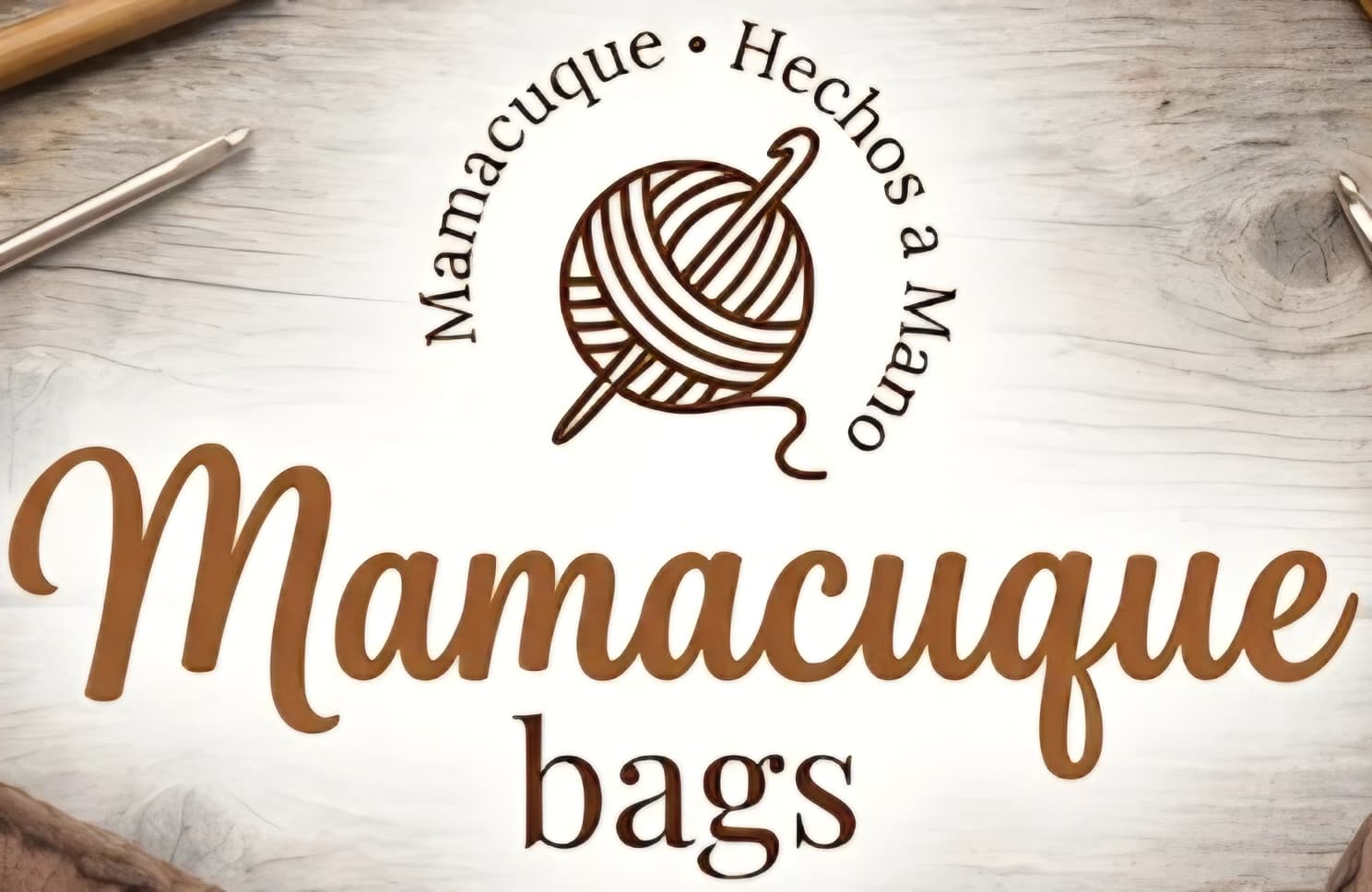 Mamacuque Bags Logo